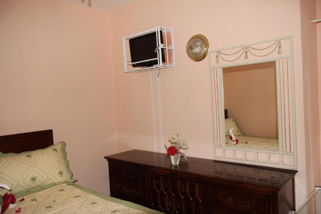 Executive Shaw Park Guest House Ocho Rios Quarto foto